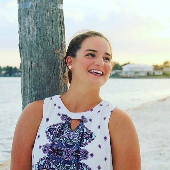 Meet your Posher, Pamela - Picture 1 of 1